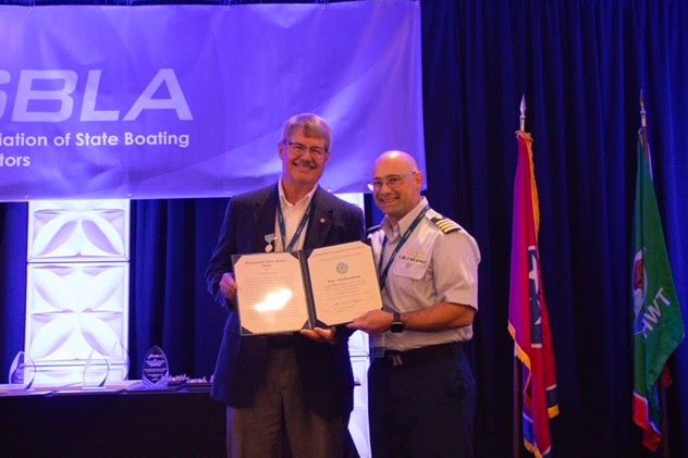 1_BRUNSWICK-260925 Retired Mercury engineer Peter Chisholm (left) at the NASBLA Awards. PHOTO COURTESY BRUNSWICK